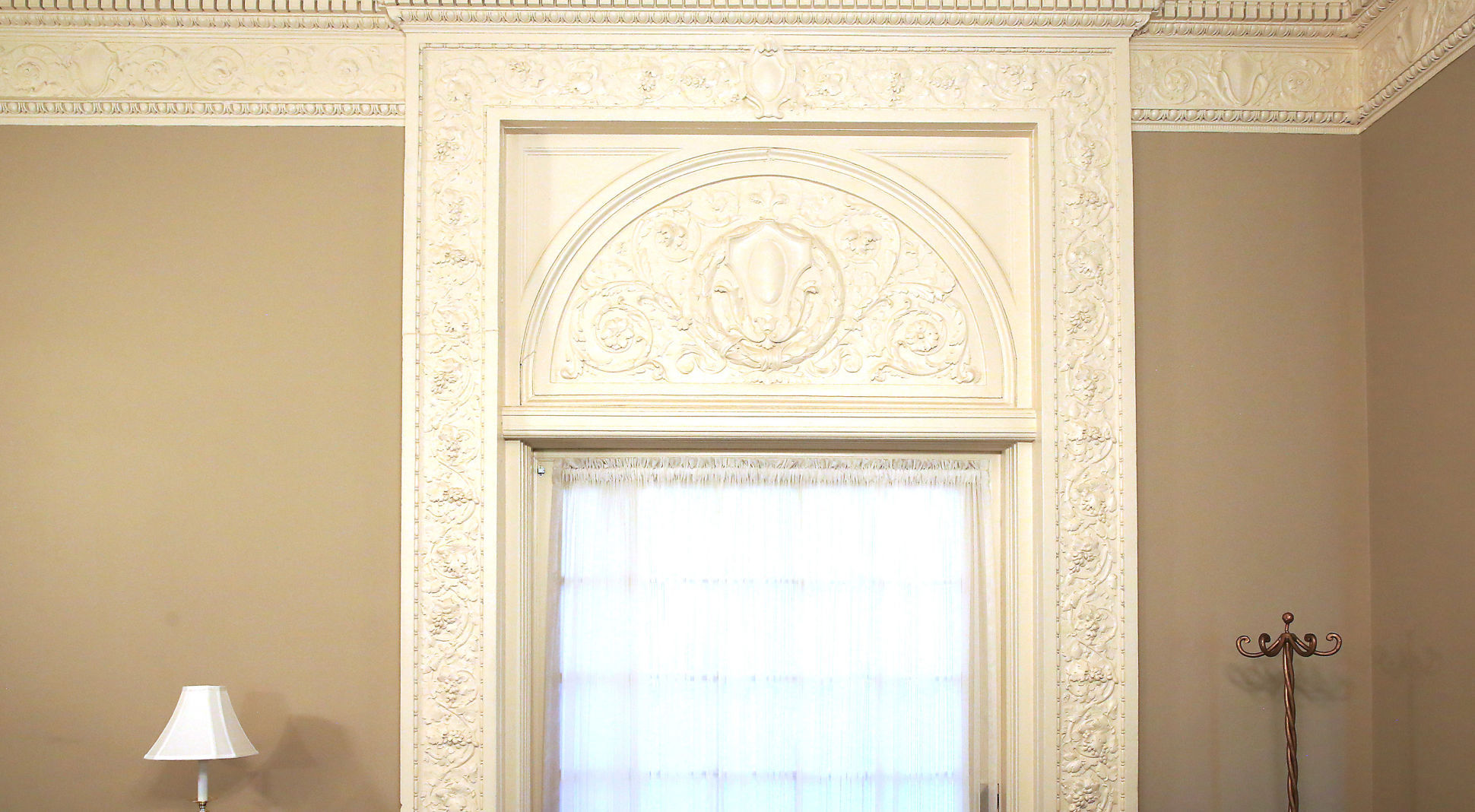 Velie Mansion-018